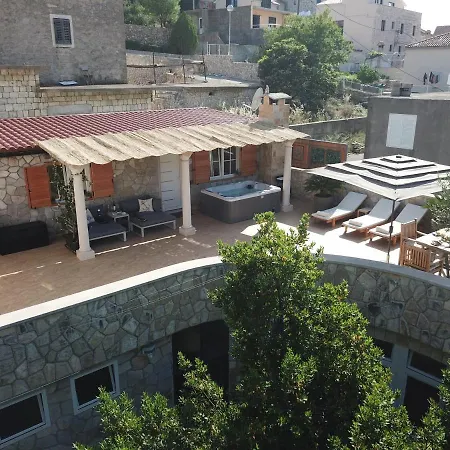 Apartamento With A Parking Space Hvar - 15460