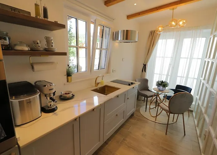 With A Parking Space Hvar - 15460 * Hvar Town