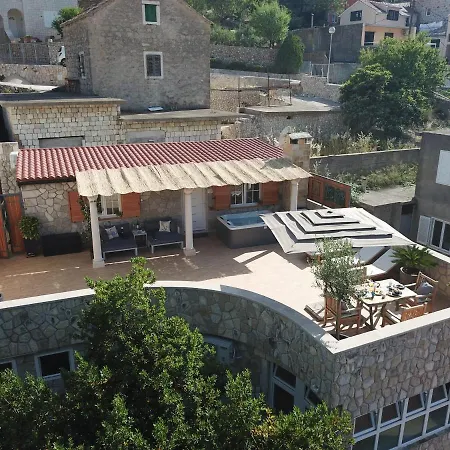 With A Parking Space Hvar - 15460 公寓 *